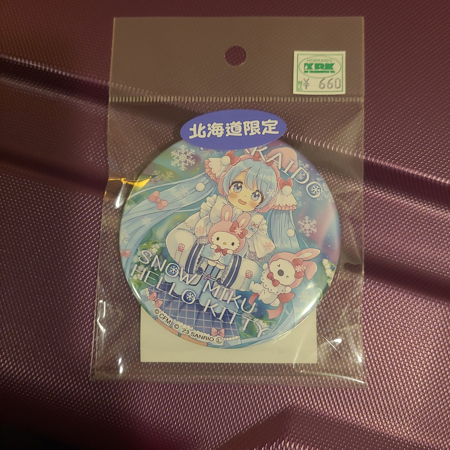 北海道 雪ミク×ハローキティ 缶バッジ capsule