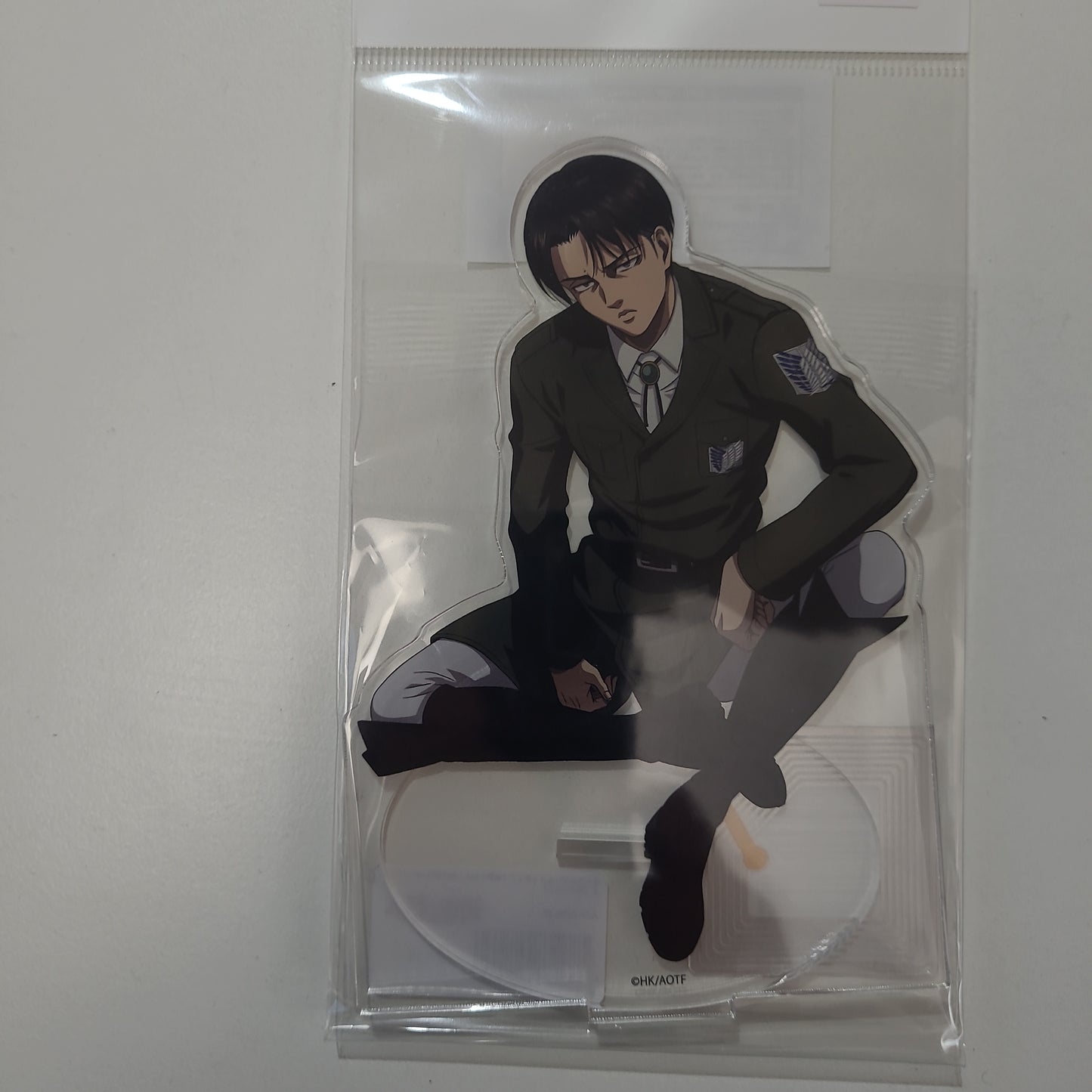 キャラアクリルフィギュア「進撃の巨人」16/座りver. リヴァイ acrylic stand