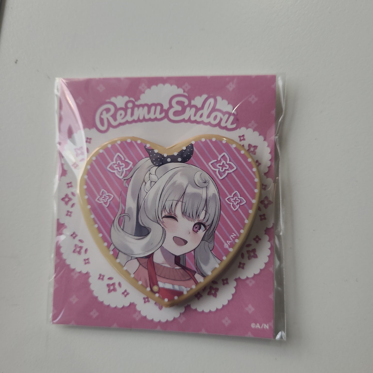 nijisanji EN "Ethyria Cooking bon appétit!" Heart Badge Reimu Endou