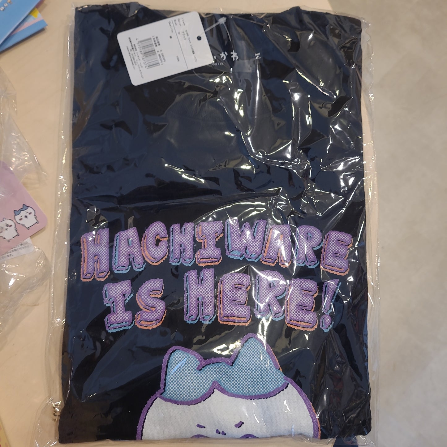 【ちいかわ】（ハチワレ）レトロ印刷風半袖Ｔシャツ