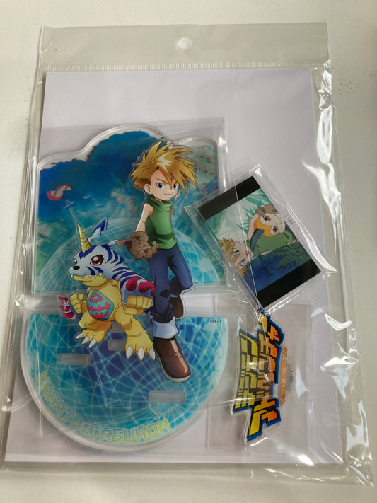 アニメ25周年記念 『デジモンアドベンチャー展』　アクリルスタンド　石田 ヤマト＆ガブモン