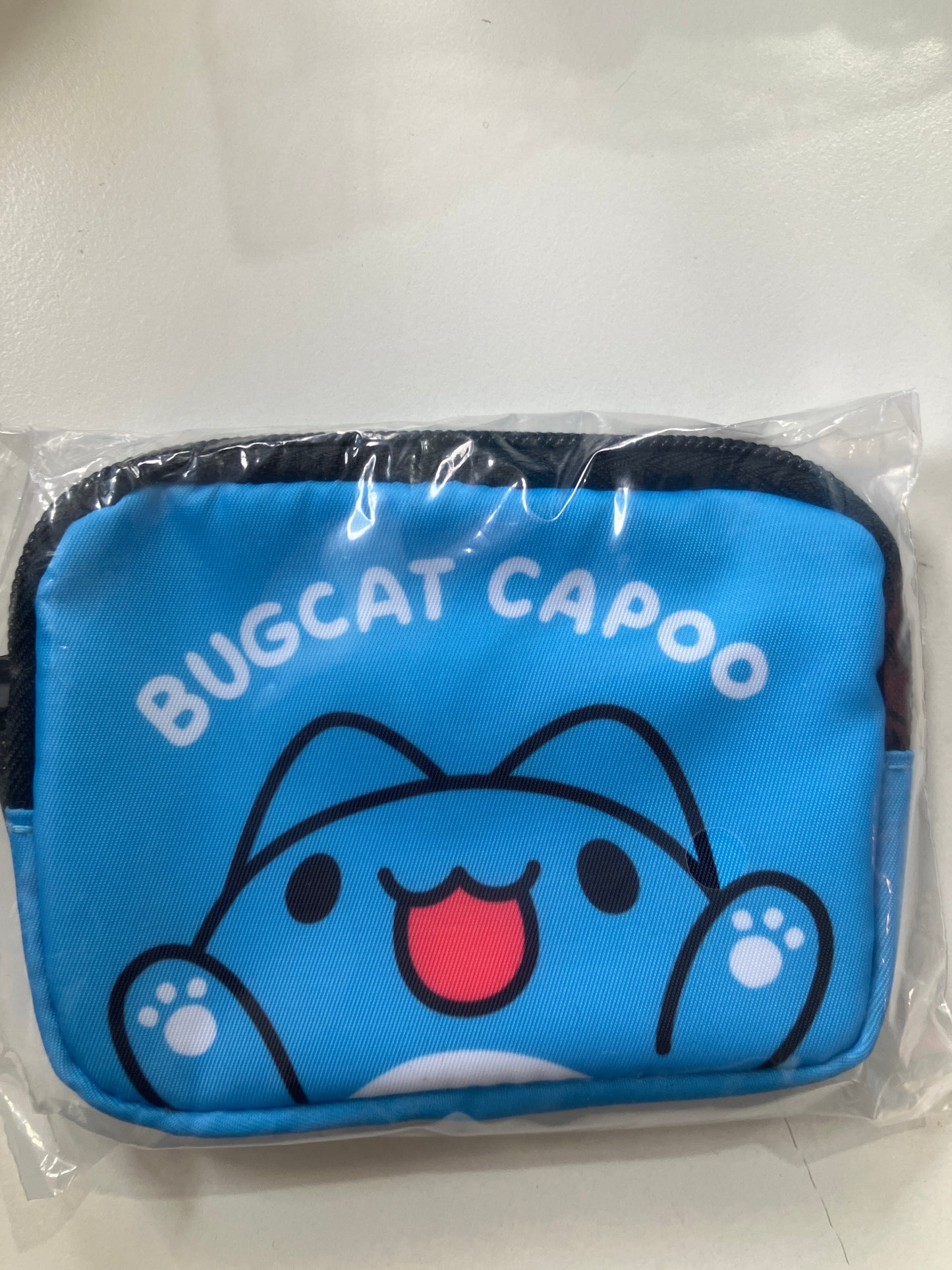 Bugcat Capoo ハローカプー ジッパーウォレット（ブルー）　(池袋)
