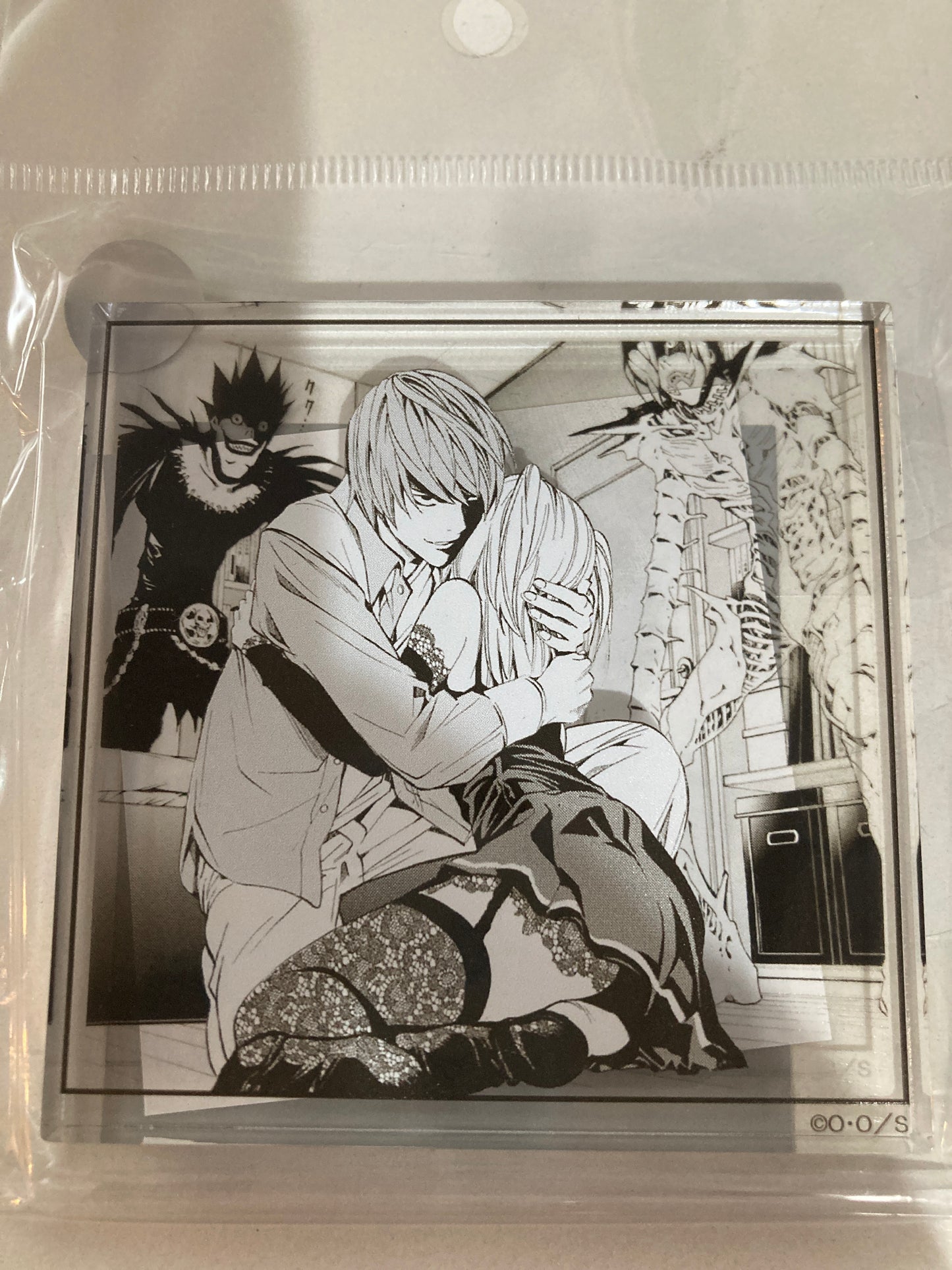 「DEATH NOTE EXHIBITION」夜神月＆弥 海砂 コマプレートスタンド(池袋)