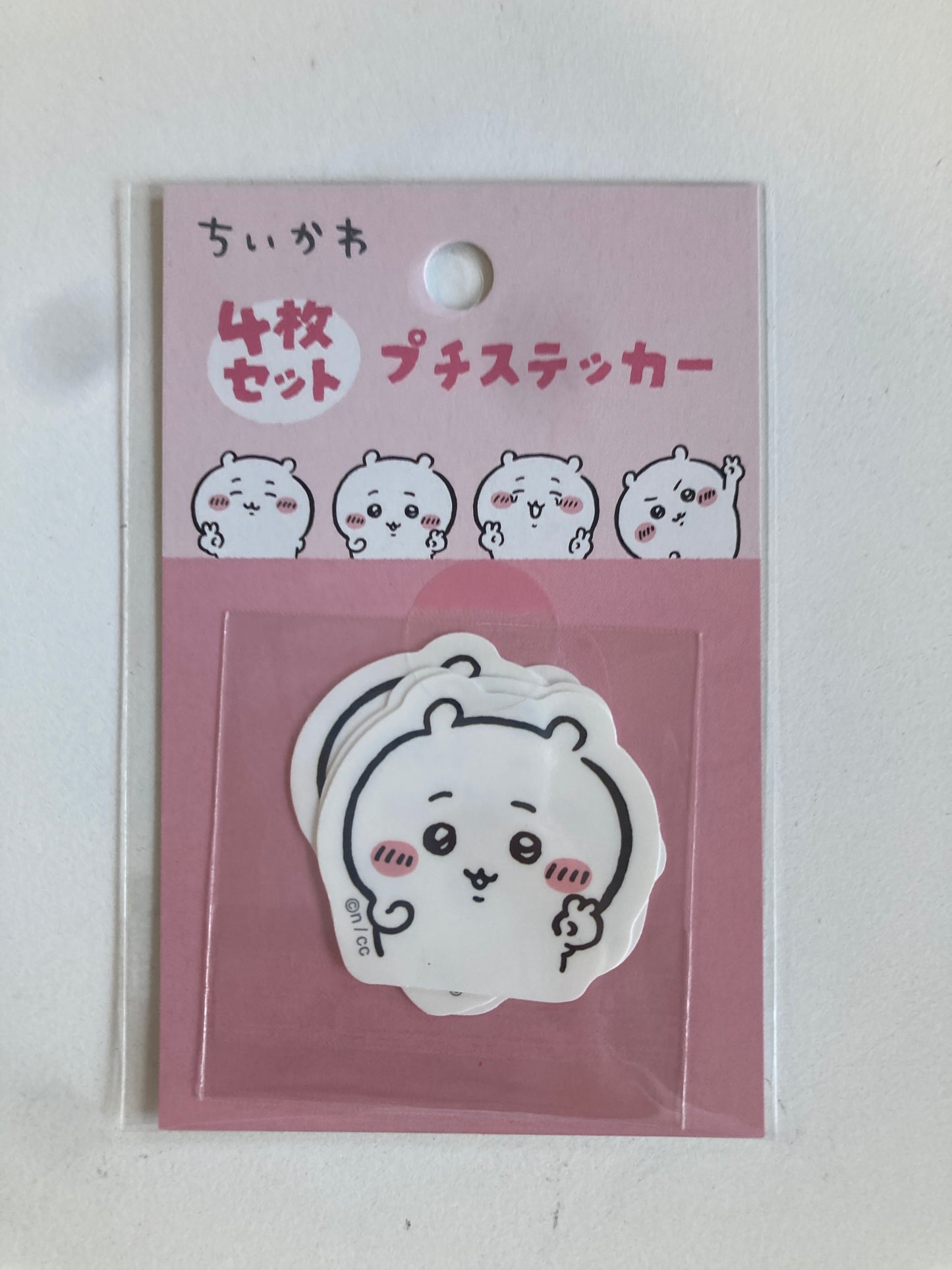 ちいかわ 4枚セットプチステッカー（ピースなちいかわ）(池袋)