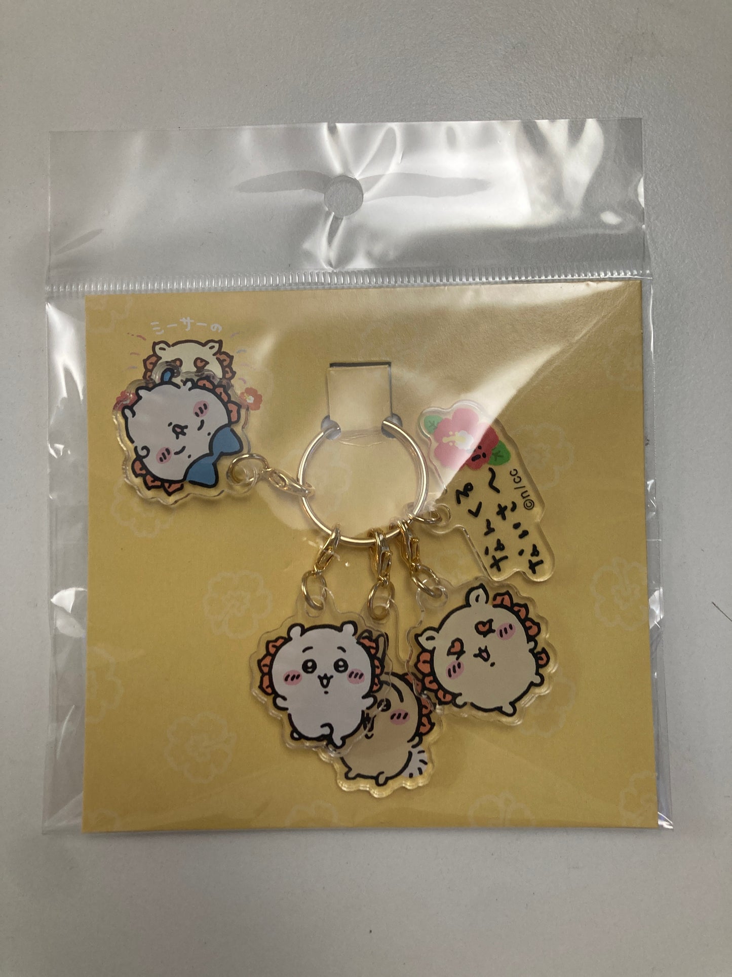 ちいかわ シーサーのおみやげやさん 4連アクリルチャーム（なんくるないさ～！！）(池袋)