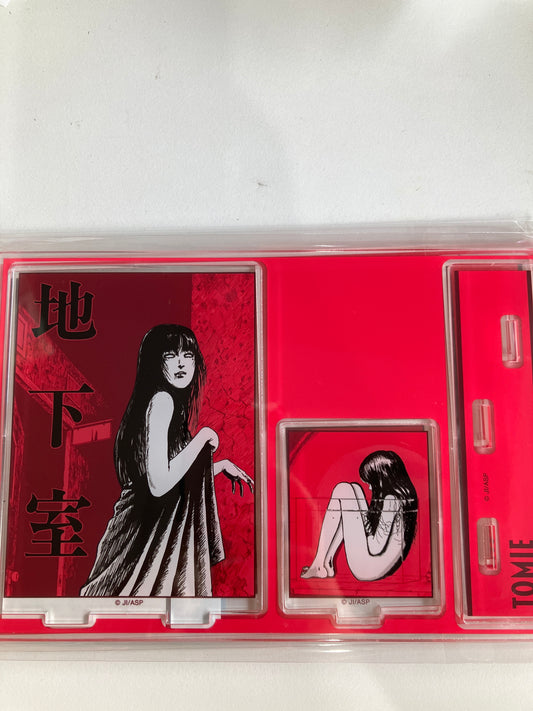 伊藤潤二『マニアック』 富江 扉絵パーツ付きBIGアクリルスタンド ver.A (池袋)