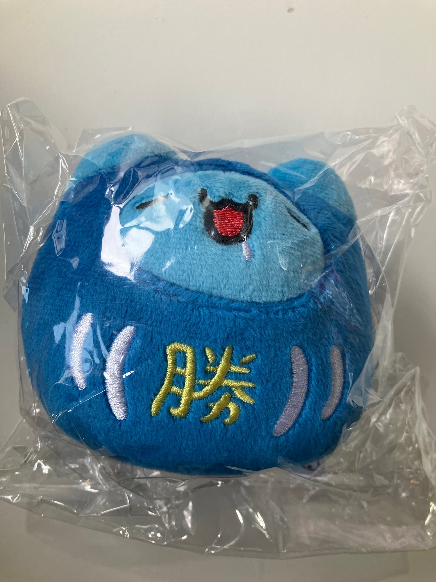 Bugcat Capoo ダルマカプー９ｃｍダルマ人形（勝）(池袋)