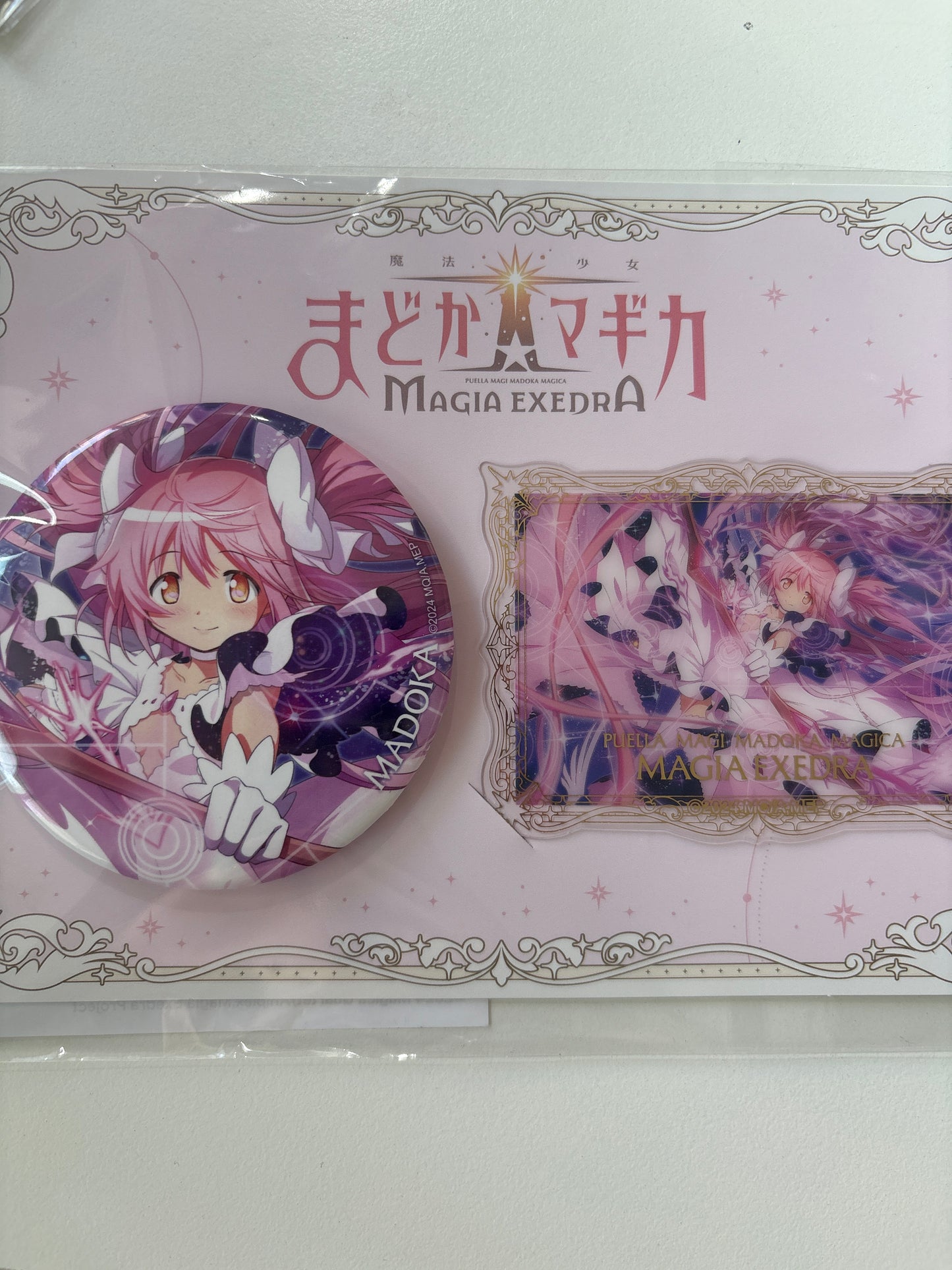 魔法少女まどか☆マギカ Magia Exedra ビッグ缶バッジ&箔押しカードセット アルティメットまどか(キオクイラスト) (池袋)