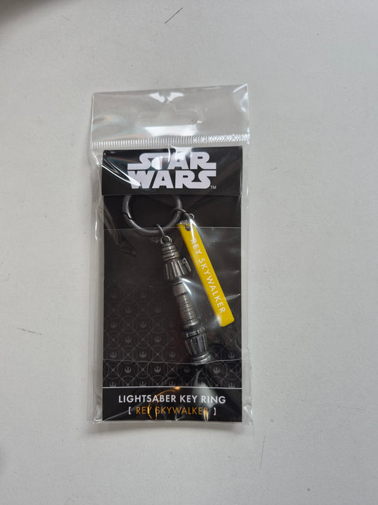 Star Wars Lightsaber key ring REY SKYWALKER SW SAGA ライトセーバーキーホルダー(レイ･スカイウォーカー) (池袋)